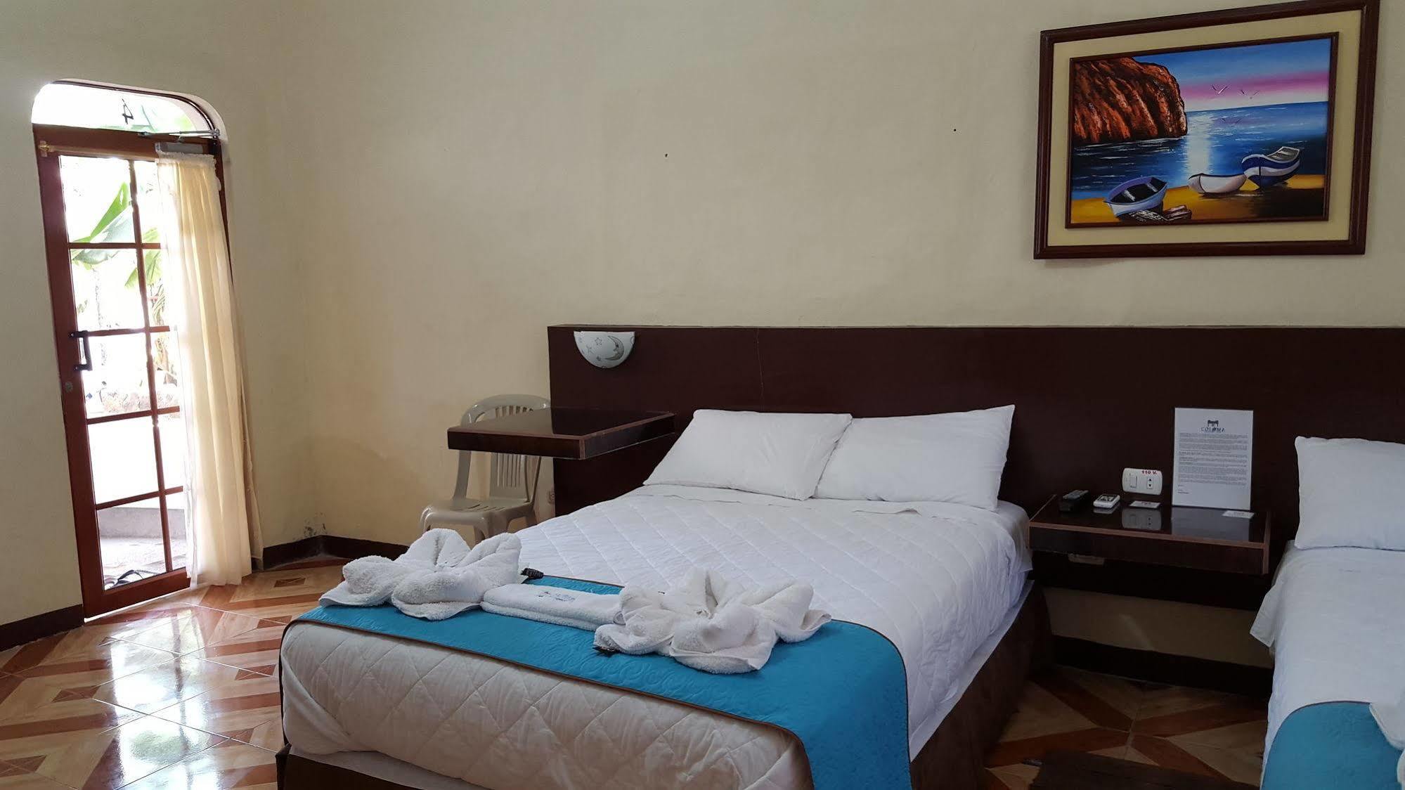 Hotel Coloma Galapagos 푸에르토아요라 외부 사진
