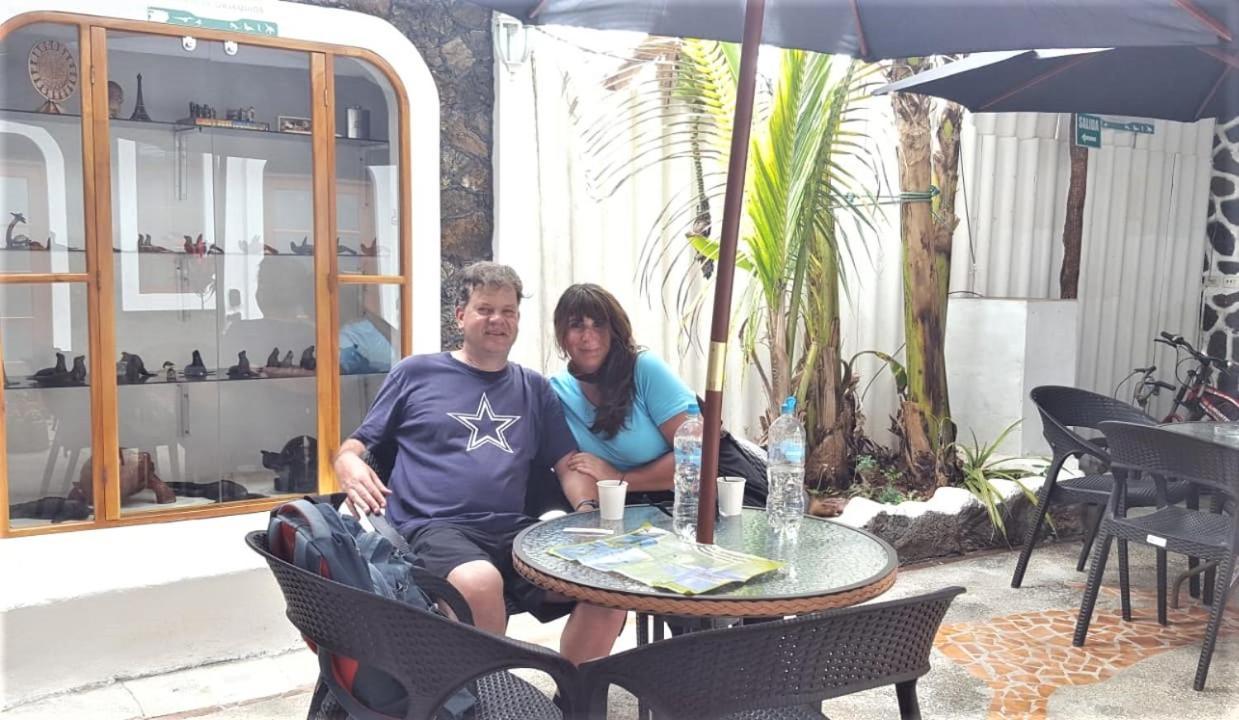 Hotel Coloma Galapagos 푸에르토아요라 외부 사진